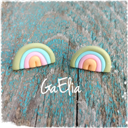 Boucles d'oreilles arc en ciel - Puces d'oreilles multicolores