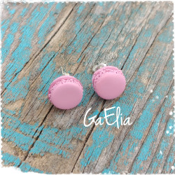 Puces d'oreilles macarons roses - Bijou fantaisie en argile