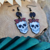 Boucles d'oreilles crâne avec nœud rouge et perles noires - Bijoux gothiques et rock en métal noir