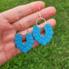 Boucles d’Oreilles Bleu Électrique imitation macramé