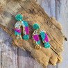 Bijoux Asymétriques en Résine – Boucles Géométriques Colorées