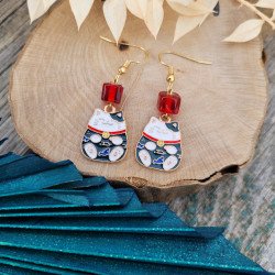 Boucles d'oreilles Maneki-Neko, chats porte-bonheur avec perles rouges, fait main.