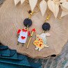 Boucles d'oreilles artisanales Alice au pays des merveilles, perles en polymère