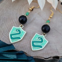 Boucles d'oreilles maison Serpentard avec perles en argile polymère, fait main