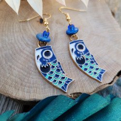 Boucles d'Oreilles en Émail Bleu et Or avec Perles Artisanales