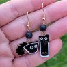 Boucles d'oreilles Chat Cache-Cache avec Perle Pailletée En argile polymère