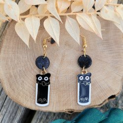 Boucles d'oreilles Chat Noir - Verre et Perles Pailletées en Argile Polymère